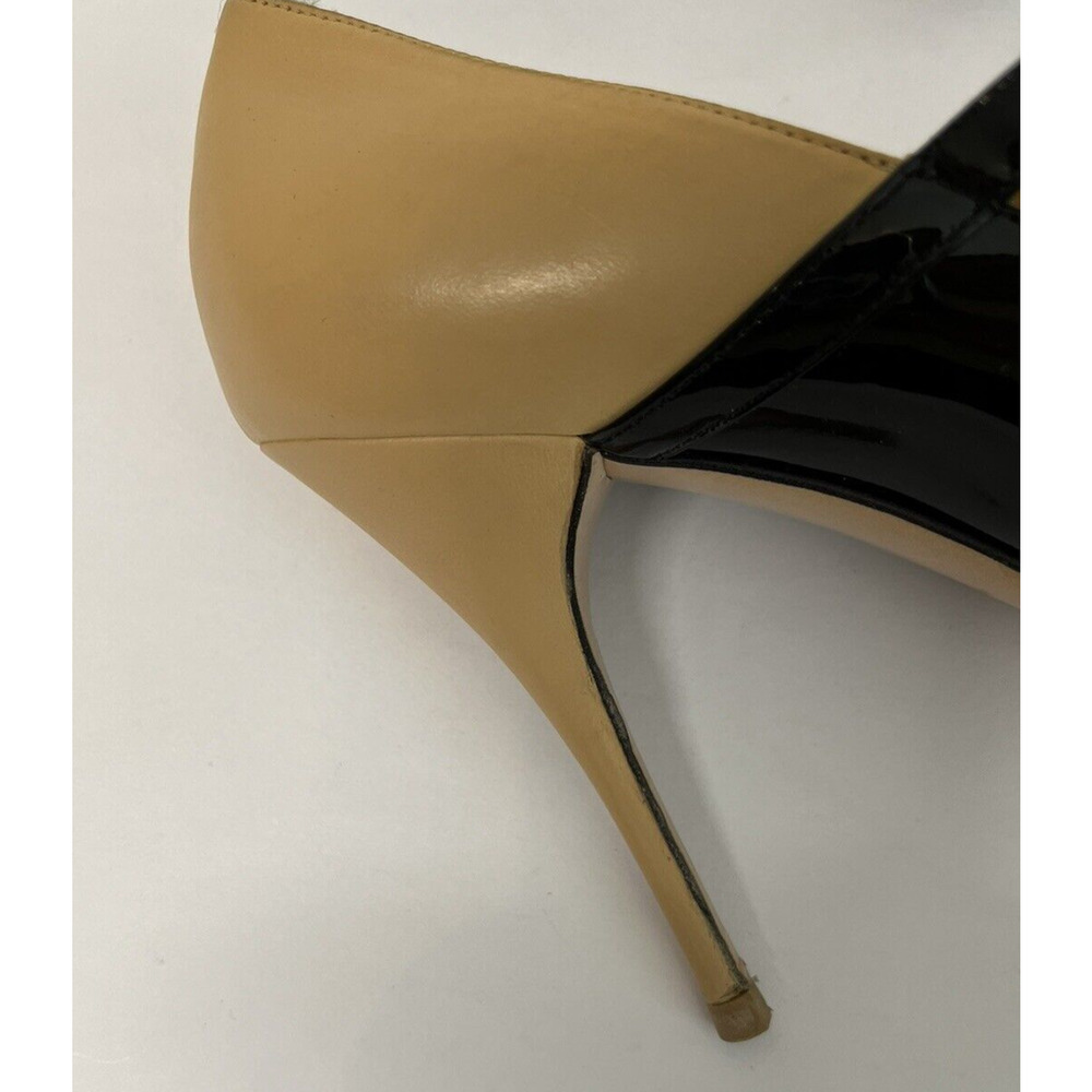 Valentino Garavani Black Patent and Tan Leather Mary Jane Peep-Toe Heels - Picture 5 of 13